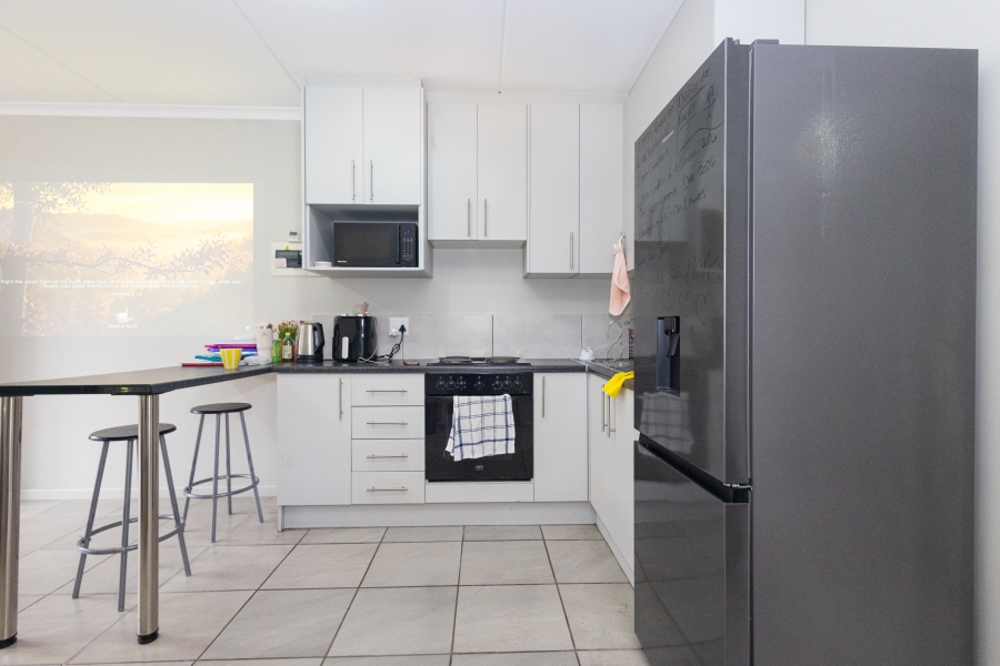To Let 2 Bedroom Property for Rent in Haasendal Western Cape